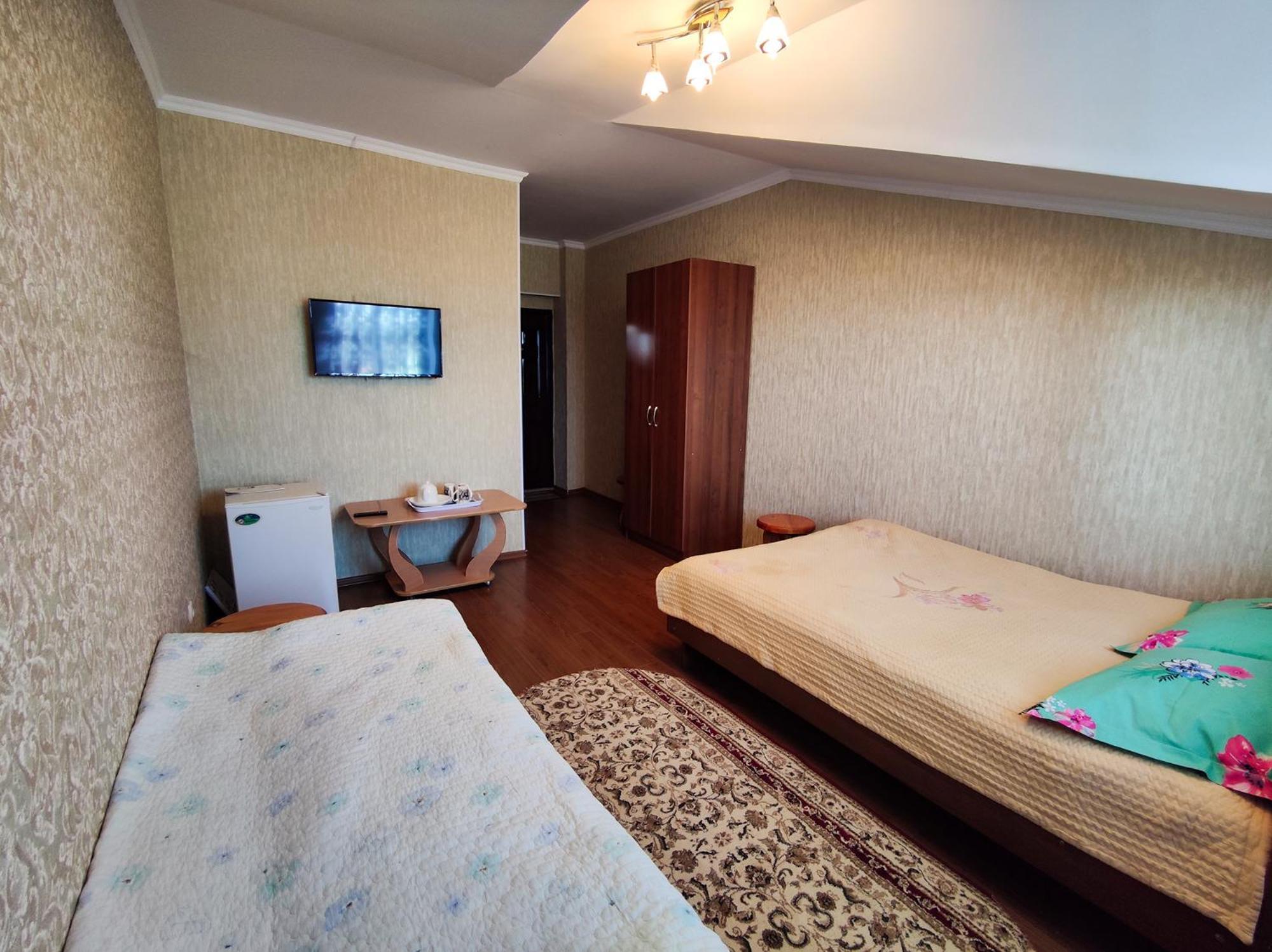 Hotel Адилет Cholpon-Ata Esterno foto