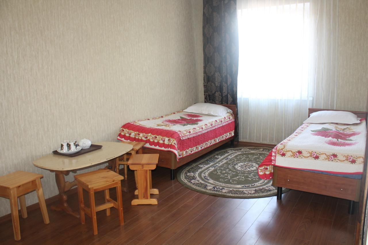 Hotel Адилет Cholpon-Ata Esterno foto