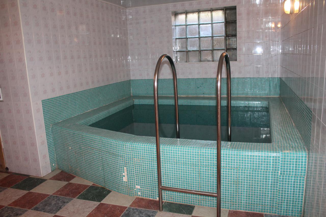 Hotel Адилет Cholpon-Ata Esterno foto